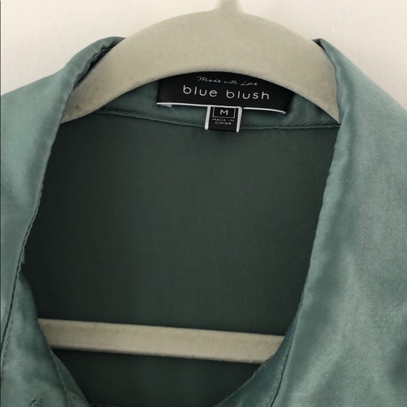 Green button up - Picture 3 of 6